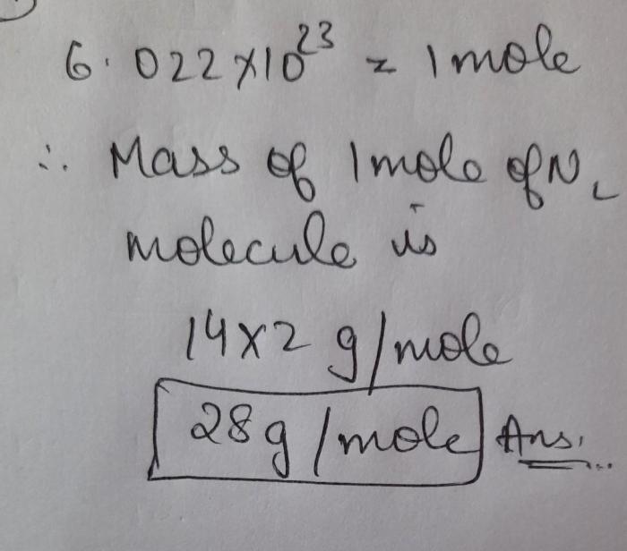 How many atoms are in 4.39 g of co2